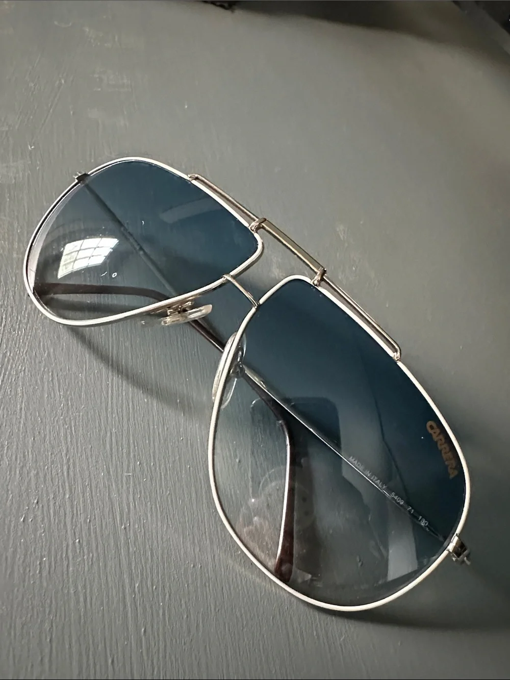 Carrera Aviator Sunglasses blue fade Lenses and Gold and white Frame